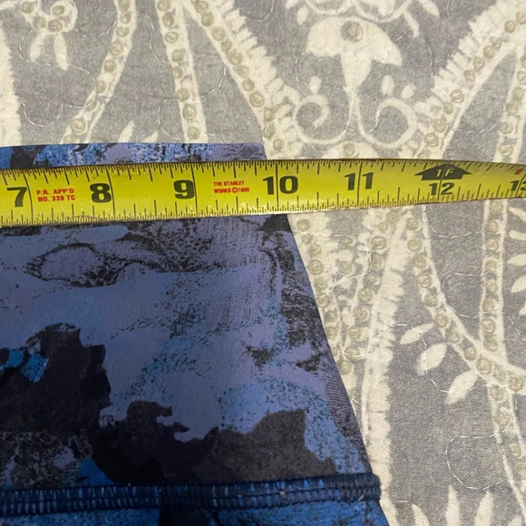 Lululemon Wunder Under Pants leggings blue Camo 7/8 length Gym Athletisure - Picture 5 of 7